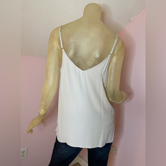 Entro Double V-Neck Tank - Picture 8 of 11